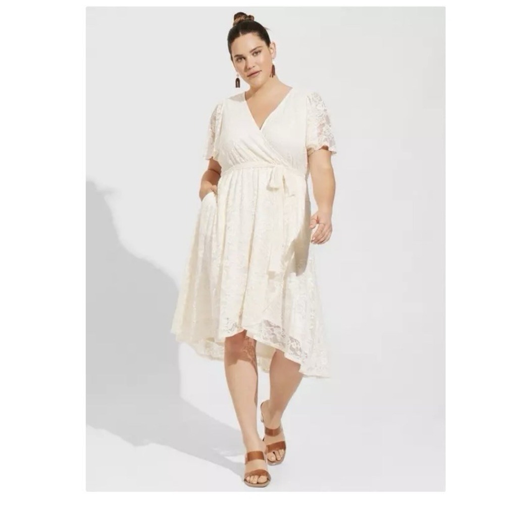 Torrid Ivory Lace Wrap Dress Flutter Sleeve Pockets Tie Waist Size 6X